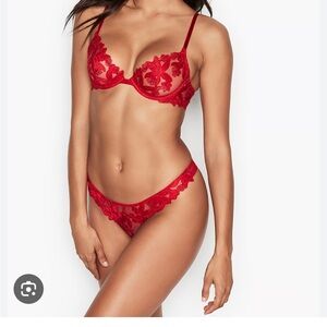 Victorias Secret Red Lace Bra and Panty Set 34B/S